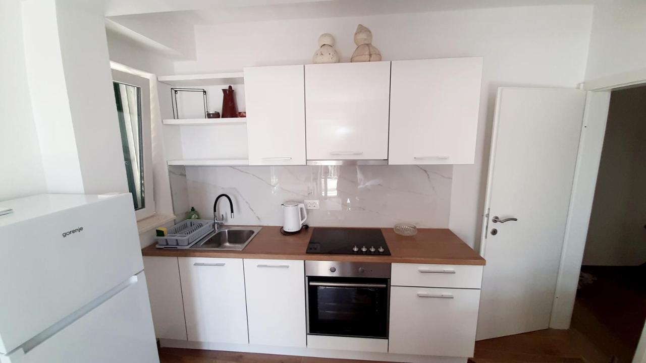 Stari Porat Apartment Gradac  Bagian luar foto